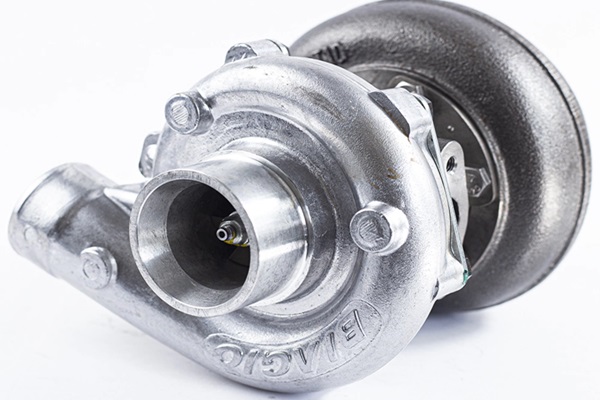 Inovação: injeção e turbo para caminhões articulados CAT na Turbo Brasil! Inovação: injeção e turbo para caminhões articulados CAT na Turbo Brasil!